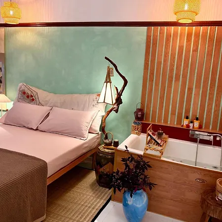 Midorigami Jacuzzi Spanish Steps *