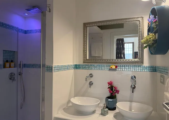 Midorigami Jacuzzi Spanish Steps