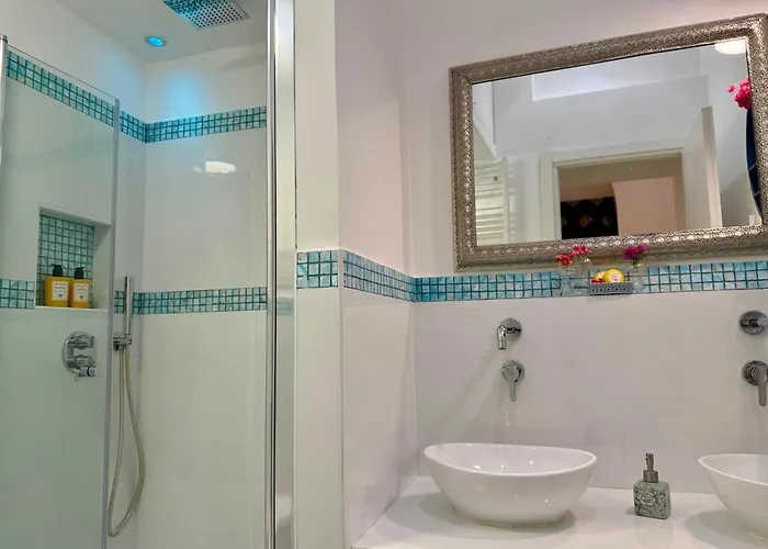 דירה Midorigami Jacuzzi Spanish Steps רומא